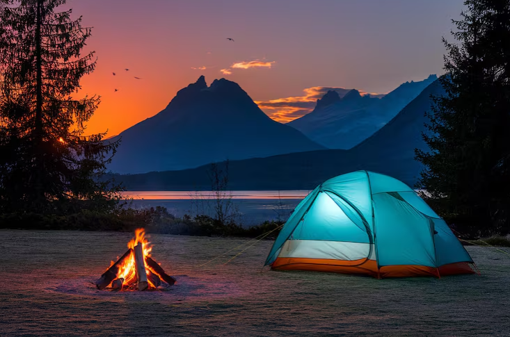 EXPLORE THE WORLD NOW